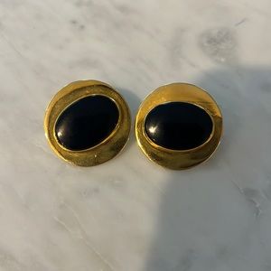Vintage Tulla Booth Onyx Gold Statement Clip Earrings
